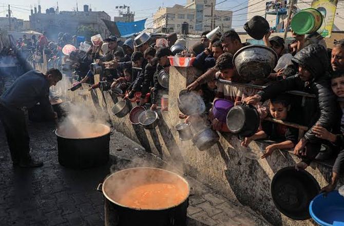 غزہ: امدادی قافلوں پر اسرائیلی پابندی، خطے میں ’’قحط‘‘ جیسے حالات 