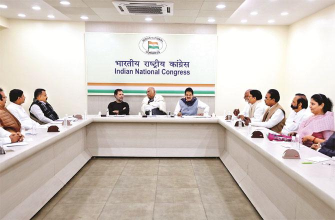 This photo of the meeting at the Congress headquarters was posted on X.