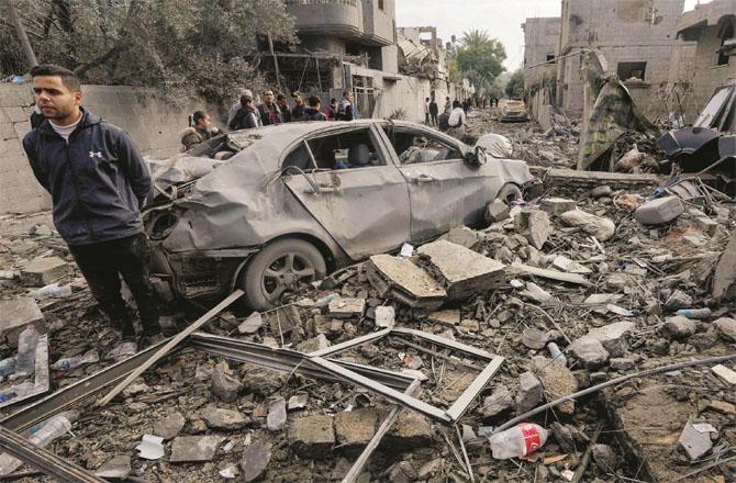 Gaza has been turned into a ruin by Israel, 21 thousand people have been martyred, but he does not want anyone to criticize him (PTI).