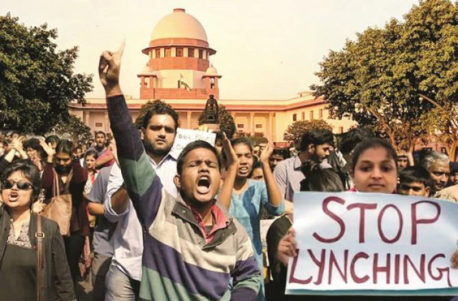 Even though the voice against mob lynching is raised in some places, today its status has become like a parrot in the beak cage which is not heard anywhere. Photo: INN