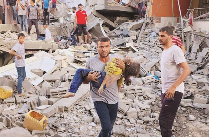 500 Palestinian citizens, including women and children, were killed as a result of the aerial bombardment on October 17.Photo:INN