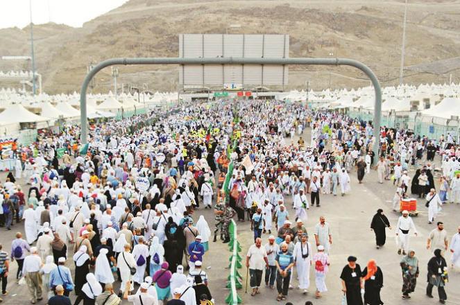 Mina becomes the world`s largest tented settlement during Hajj, here are the jamrats that are stoned, here is the altar and here the pilgrims stay for five days. Photo: INN