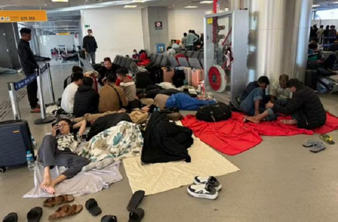 This picture shows the condition of the migrants at the Saipao Lu Airport. Image: X