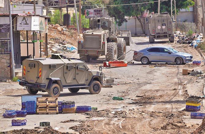 The Israeli army has entered the northern region of the West Bank with armored vehicles. Photo: PTI.