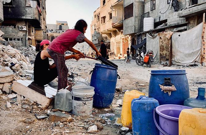 Access to clean water has become difficult for Palestinians in Gaza during the war. Image: X