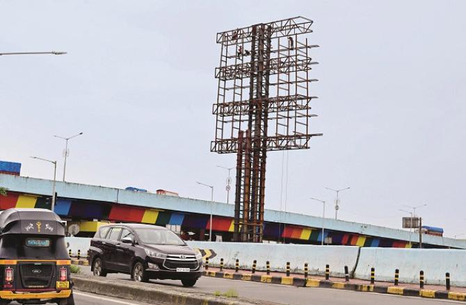 To protect citizens and other property from damage, BMC has made a new policy regarding the installation of hoardings. Photo: INN