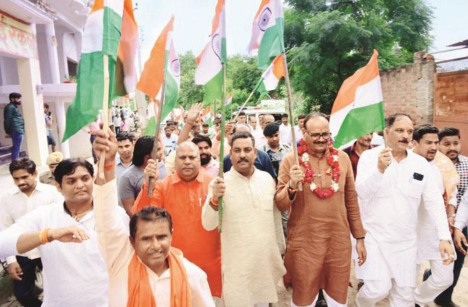 Uttar Pradesh Deputy Chief Minister Brijesh Pathak led the Taranga Yatra in Karhal Assembly Constituency. Photo: INN