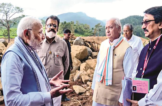 Prime Minister Modi visited the site in Wynad. He was accompanied by Governor Arif Muhammad Khan, Union Minister Suresh Gopi and Chief Minister Vijayan. Photo: INN