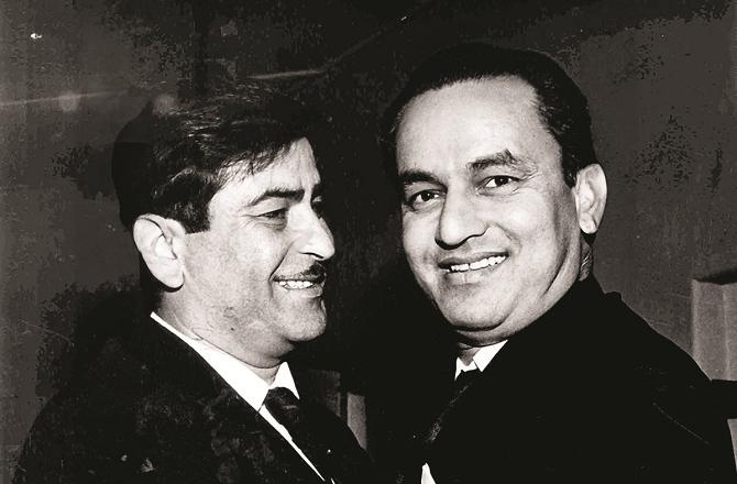 Mukesh will be seen with Raj Kapoor. Photo: INN