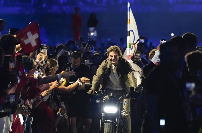 Tom Cruise at the closing ceremony of the Olympics. Photo: PTI