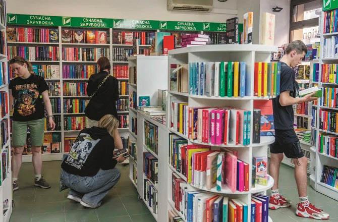 Despite ongoing tensions in the region, bookshops are populating Ukraine`s literary scene. Photo: INN