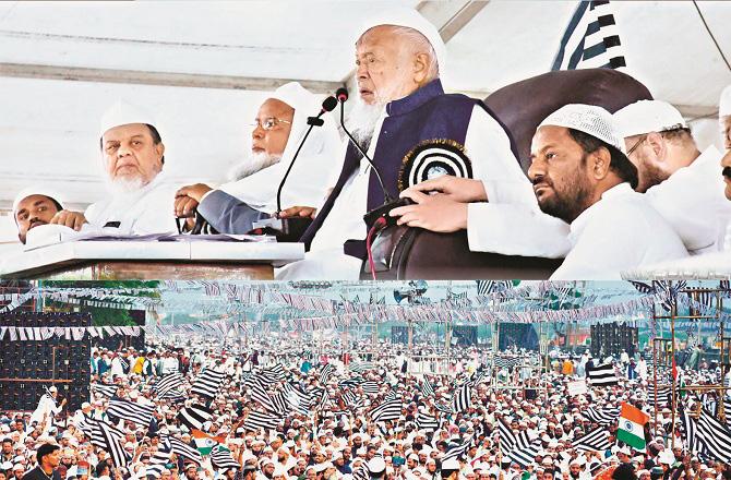 Maulana Arshad Madani addressing the historical meeting of Kadapa. Photo: INN