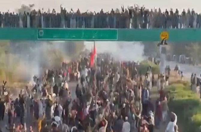 A scene from the protest by the Tehreek-e-Insaf party. Photo: PTI