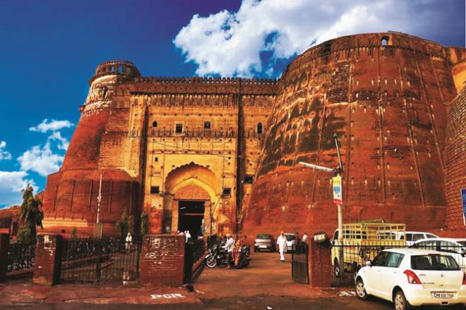 The oldest fort of Qila Mubarak. Photo: INN