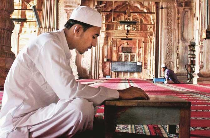 There is anxiety in madrasas with the new decree. Photo: INN