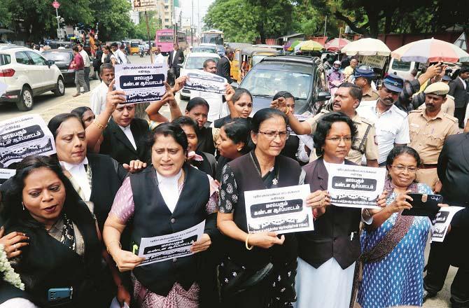 Lawyers protest against new laws in Tamil Nadu Photo: INN