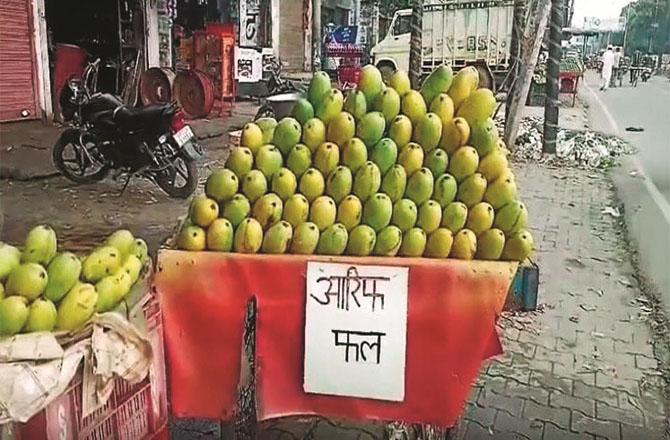 Shopkeepers have been instructed to put up their name boards in the way of Kanodi. Photo: INN