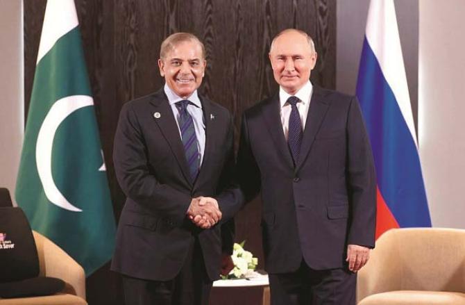 After China, Pakistan is also increasing closeness with Russia. Photo: INN