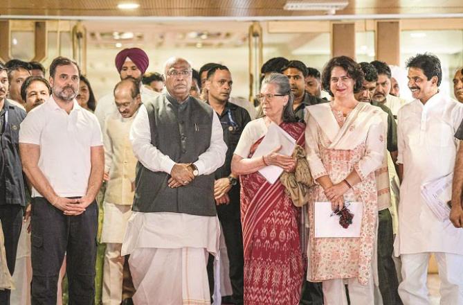 Priyanka Gandhi`s decision to contest the elections has filled the Congress workers with some excitement. Photo: INN