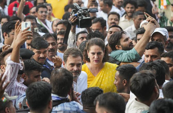 Rahul Gandhi and Priyanka Gandhi at the Congress headquarters. Photo: PTI