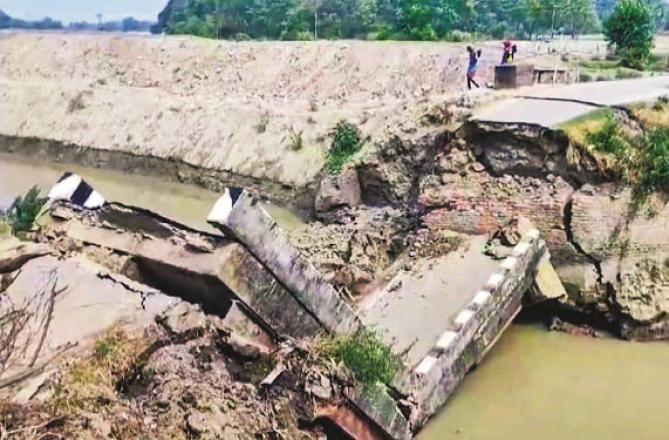 The bridge that collapsed in Kosiwan on Saturday was 30 years old. Photo: PTI