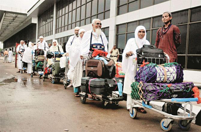 Once the waiting list is confirmed, more pilgrims from Maharashtra will be able to go on Hajj. Photo: INN