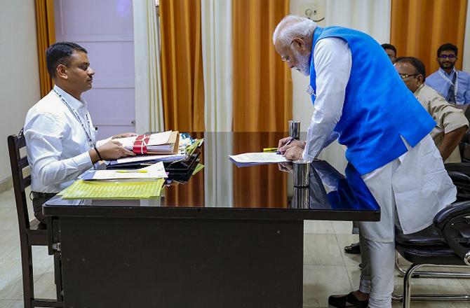 Prime Minister Modi filing nomination papers. Photo: PTI