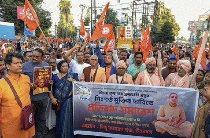 A scene from a protest against the arrest of Das,spokesperson of Bangladesh Samilita Sanatani Jagran Jot. Photo: PTI