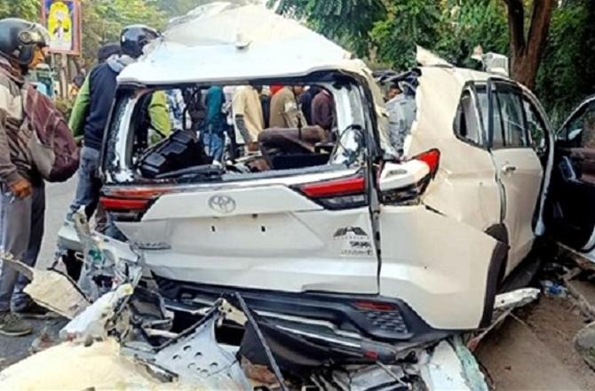 The severity of the accident can be estimated from this picture. Photo: PTI.