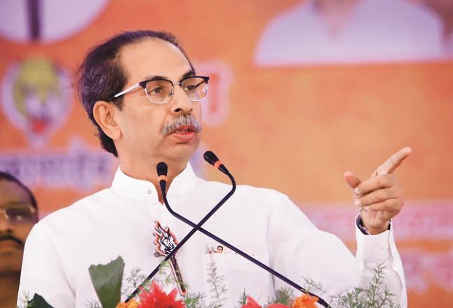 Shiv Sena chief Uddhav Thackeray has asked a tough question to the Election Commission. Photo: INN