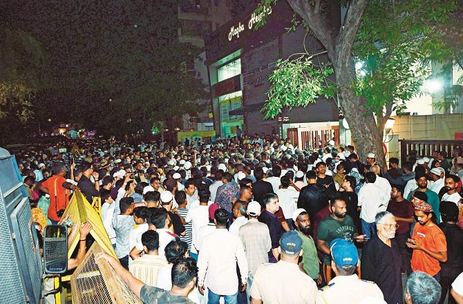 A large number of people had reached Baba Siddiqui`s residence in Bandra to pay their last respects. Photo: Satij Shinde