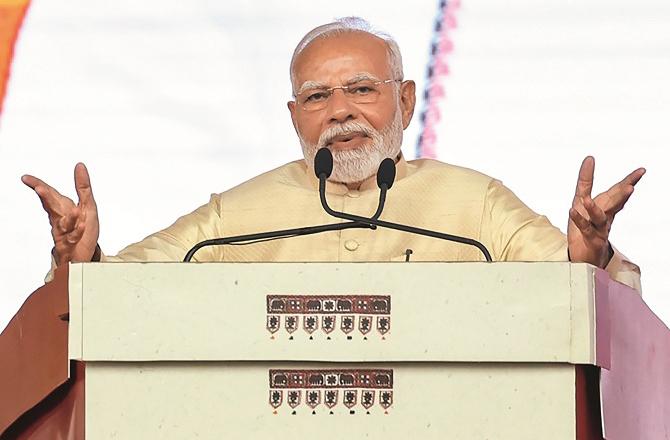 Prime Minister Narendra Modi speaking in Gujarat. Photo: INN.