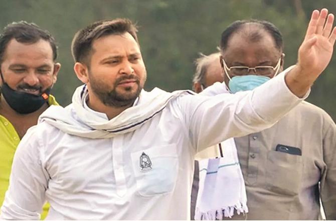 Leader of Opposition in Bihar Assembly Tejashwi Yadav has also criticized Nitish Kumar. Photo: INN.