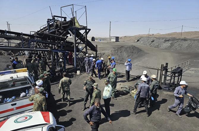 After the explosion, efforts are being made to rescue the people trapped in the mine on a large scale. Photo: INN.