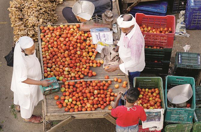 In August, prices of vegetables increased and pulses became cheaper. Photo: INN