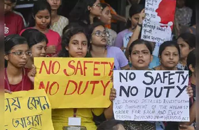 Doctors protesting in West Bengal. Photo: INN.