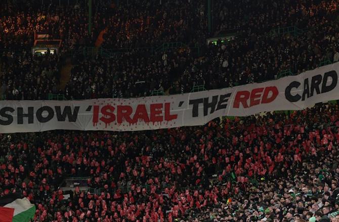 Celtic fans call for action against Israel with banner. Photo: X.