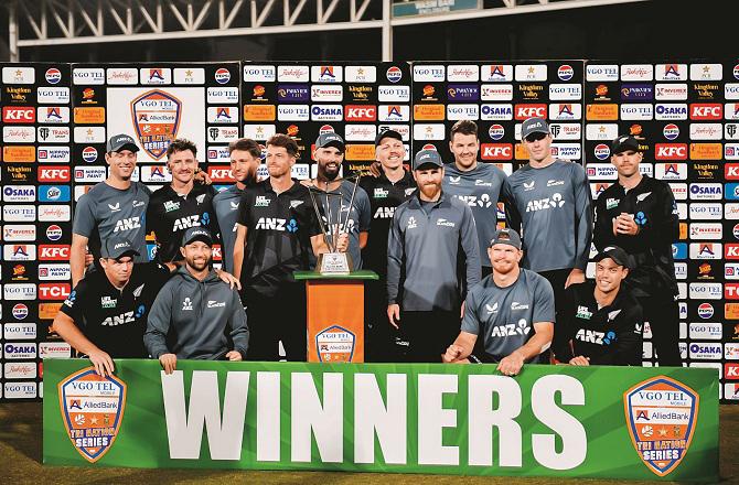 New Zealand cricket team wins tri-series. Photo: INN.