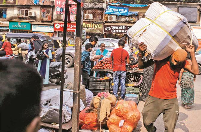 Consumption in the Indian economy has stagnated and the poor are in a precarious situation.