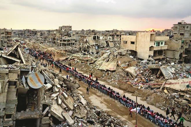 This is how Palestinians broke their fast on the occasion of the first Ramadan in Rafah. Photo: AP/PTI