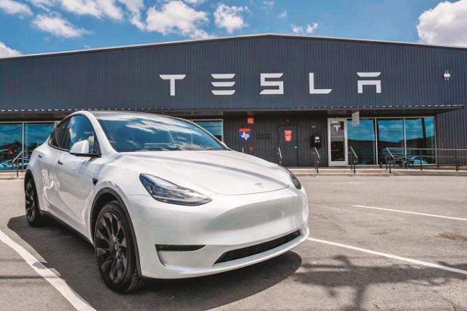 Tesla is expected to open a second showroom in Delhi`s Aerocity Complex. Photo: INN